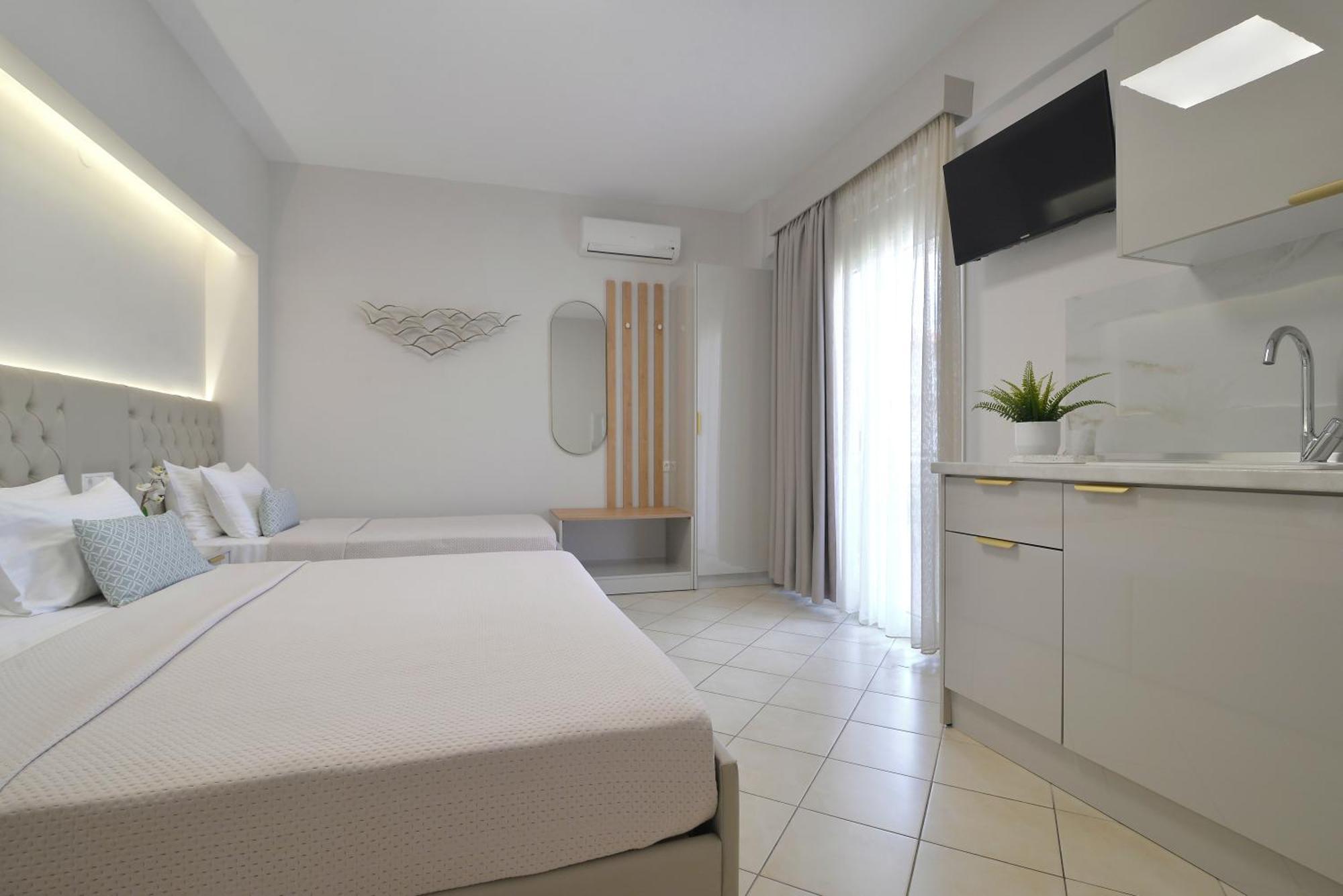 Irida Apartments Лептокария Экстерьер фото